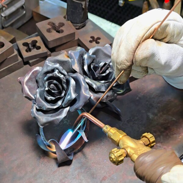 Eternal Copper Rose Bouquet Welding