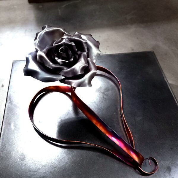 Ribbon of Love Copper Heart Rose Carbon